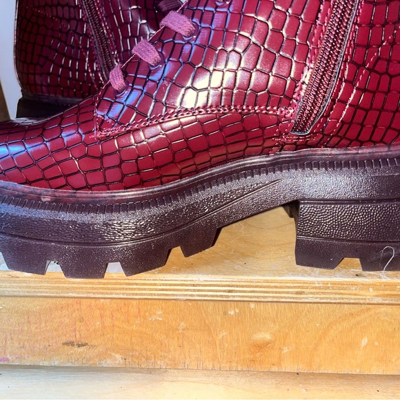 Katy Perry Combat Boots Women’s - Picture 4 of 7